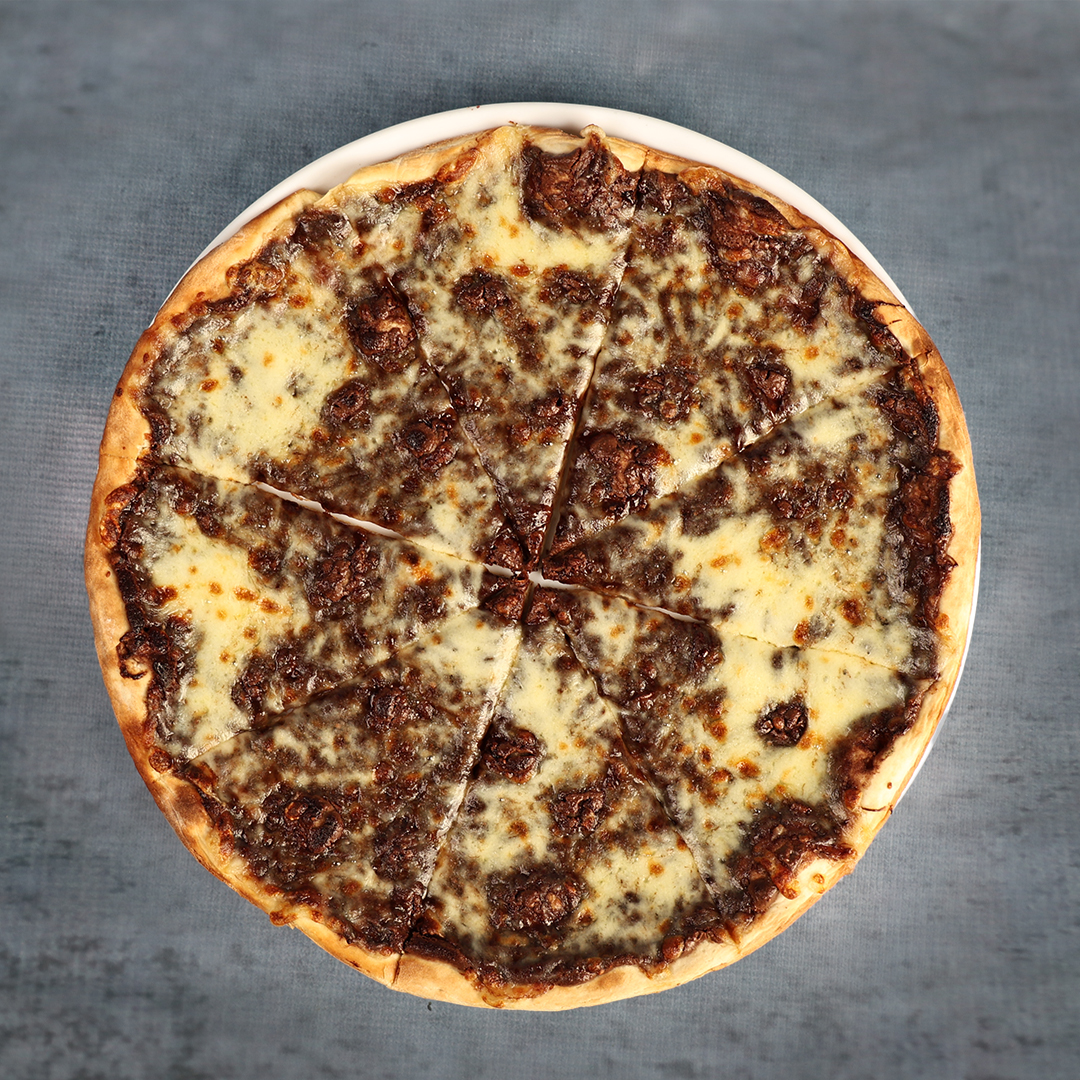 Nutella Mozzarella Pizza